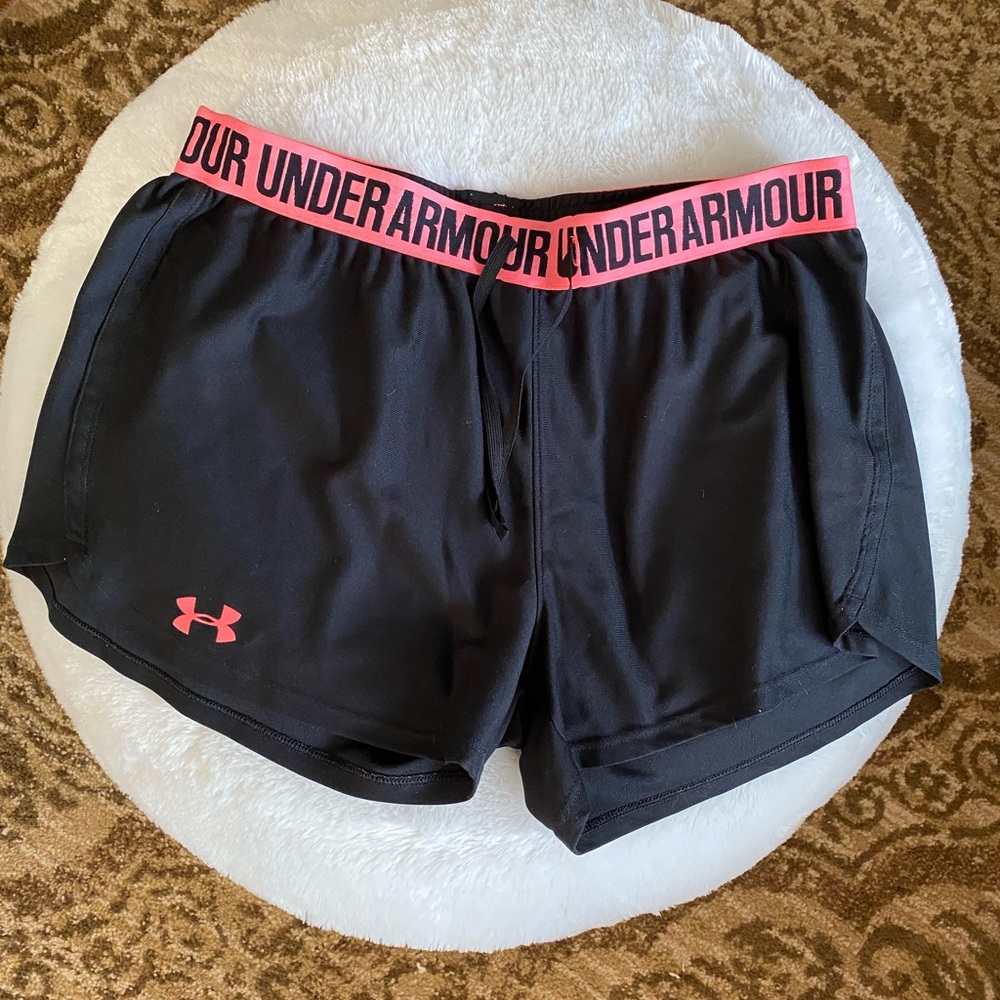 Black Medium Under Armour Shorts